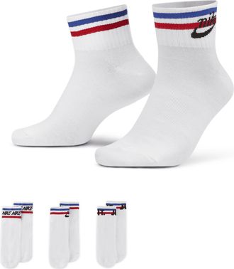 Nike Unisex Everyday Essential Ankle Socks (3 Pairs) in White | DX5080-100