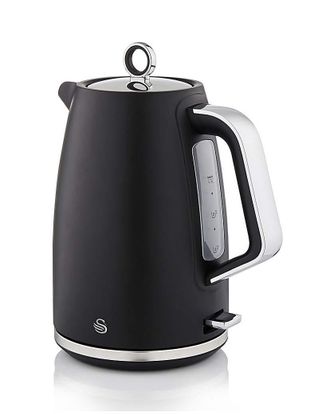 SWAN Serenity Black 1.7L Kettle