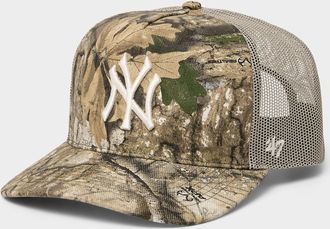 New Era Mens Yankees camouflage trucker cap