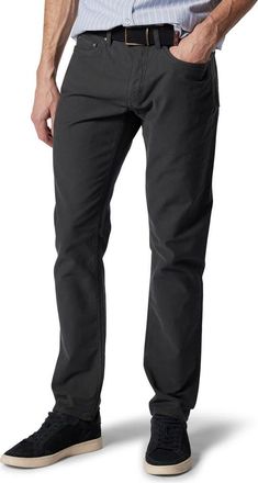 Rodd & Gunn Motion 2.0 Straight Leg Jeans in Coal at Nordstrom, Size 30