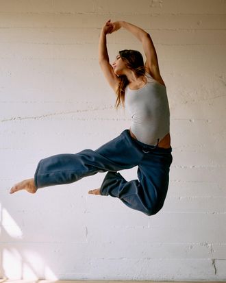 Vuori Clothing Sleeveless Halo Bodysuit | Pale Grey Heather | XS, Size Extra Small