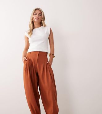 Miss Selfridge Pantaloni sartoriali a palloncino color ruggine-Nessun colore