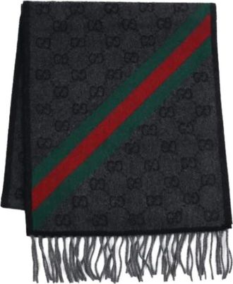 Gucci Pre-owned Scarves, male, Gray, Size: ONE SIZE Pre-owned Stole