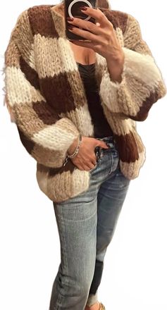 Maiami Fleecy Alpaca Checkered Cardigan In Brown/white