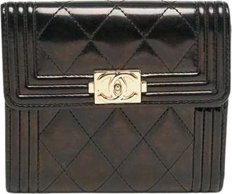 Chanel Pre-owned Shoulder Bags, female, Black, Size: ONE SIZE Pre-owned Boy Compact Wallet