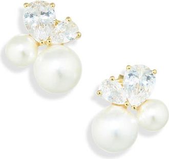&Eacute;liou Sopra Cluster Stud Earrings in White at Nordstrom