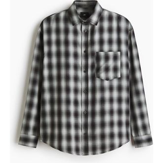 H&M Relaxed Fit Shirt in Dark Gray/checked at Nordstrom, Size Xxx-Large