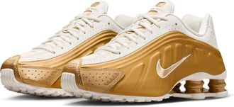 Nike Shox R4 AR3565-010 Sneaker Womens White Gold Low Top Lifestyle Shoes MEW725