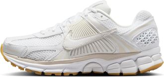 Nike (WMNS) Nike Air Zoom Vomero 5 White Phantom Gum FJ2028-104