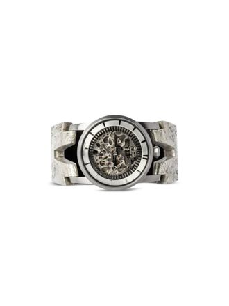 Parts Of Four Skeleton Studs 40mm - Grey