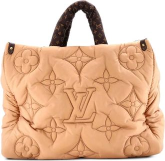 Louis Vuitton Pillow OnTheGo Tote Monogram Quilted Econyl Nylon GM satchel - Beige
