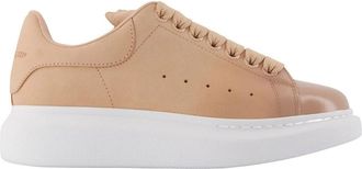Alexander McQueen Oversized Sneakers - Dames - Sneakers - Beige - 36 EU - Leer - Schoenen