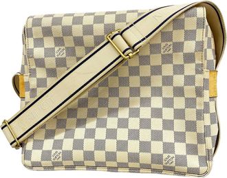 Louis Vuitton White Shoulder Bag (Pre-Owned)