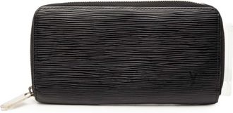 Louis Vuitton Black Noir Epi Leather Long Wallet (Bi-Fold) (Pre-Owned)