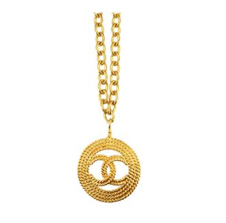 Chanel Coco Gold Metal CC Necklace Size M