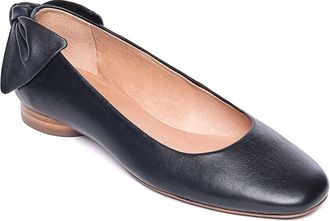 Bernardo Eloise Leather Flat