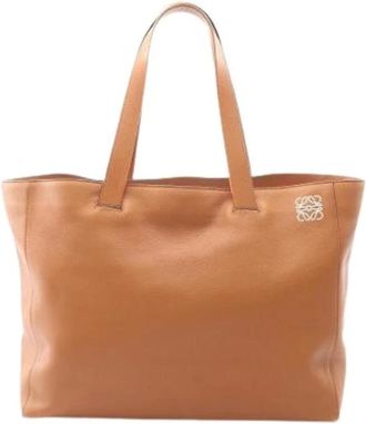Loewe Pre-owned Tote Bags, female, Brown, Size: ONE SIZE Pre-owned Leather Shoulder Bag