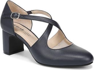 Life Stride Tracy Pump in Lux Navy at Nordstrom, Size 9.5