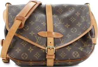 Louis Vuitton Saumur Handbag Monogram Canvas 30 crossbody bag - Bruin
