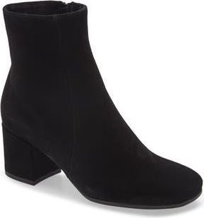 La Canadienne Joanie City Dry Waterproof Bootie in Black Suede at Nordstrom Rack, Size 5.5