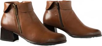 Eric Michael Womens Sonia Ankle Boot In Cognac