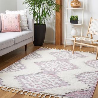 Safavieh Moroccan Tassel Shag Area Rug, Pink / Ivory Bohemian Style Non-Shedding