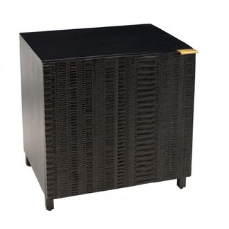 Macabane Mesita de noche de madera de mango negra con 1 puerta y patas de metal