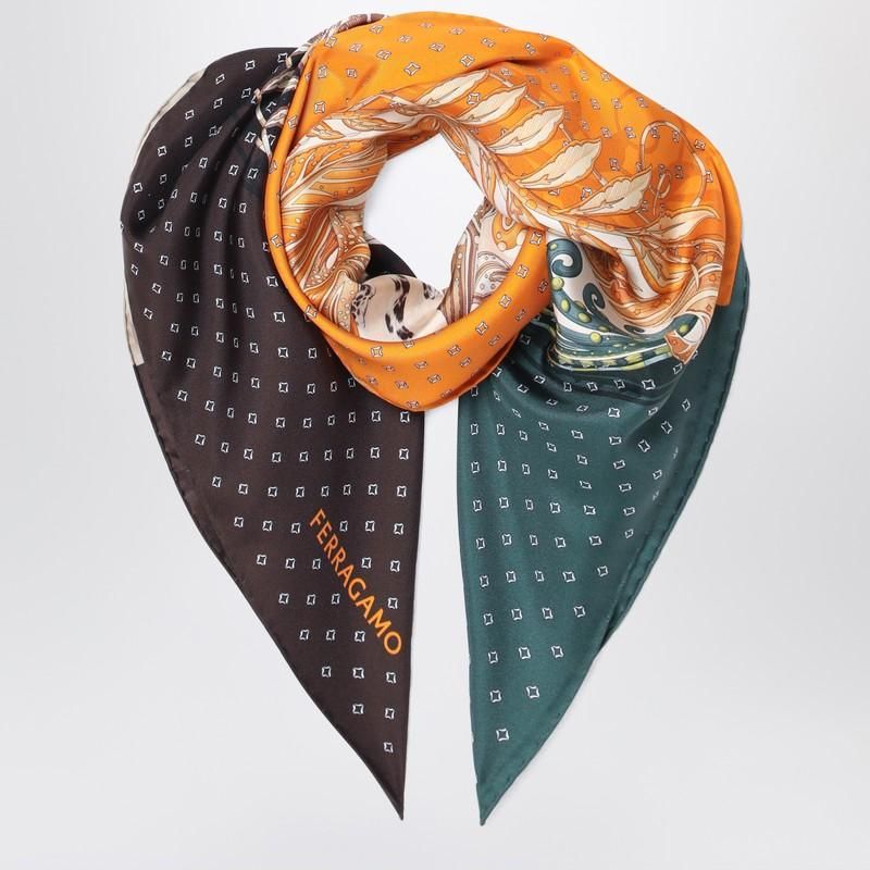 Women's Ferragamo Scarves − Sale: up to −72% Stylight