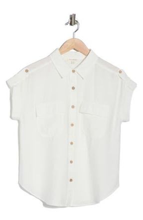Blu Pepper Button Front Shirt in White at Nordstrom Rack, Size Medium