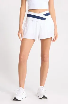 Yogalicious Lux Fiona Lightstreme Hybrid Crossover Waist Shorts in White at Nordstrom Rack, Size X-Large