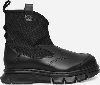 Dr. Martens Qubist Rigger Boots Black