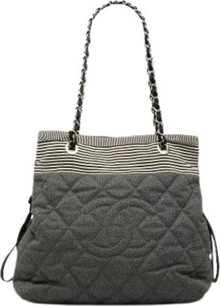 Chanel Bolso Tote Acolchado Pre-owned - Pre-owned - Mujer - Gris - ONE SIZE