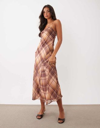 Nobody's Child Motsi vestito lungo in chiffon con spalline e pannelli a quadri rosa e bordeaux-Arancione