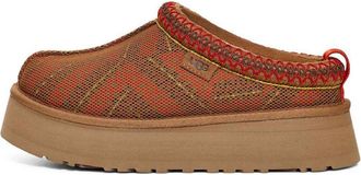 UGG (WMNS) UGG Tazz Maxi Tasman Chestnut 1140430-CHE