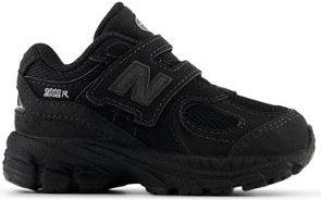 New Balance Infants 2002 Hook & Loop in Black Synthetic, size 2.5