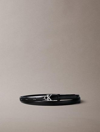 Calvin Klein Cintur&oacute;n Fino De Piel Granulada Con Logo