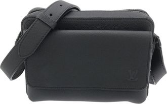 Louis Vuitton Black Shoulder Bag (Pre-Owned)
