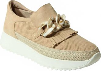 Vaneli Womens Qerene Sneaker In Nude