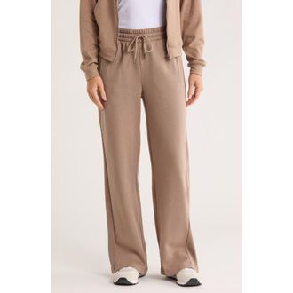 Jessica Simpson Pocket Fleece Wide Leg Pants in Taupe Gray at Nordstrom Rack, Size Large