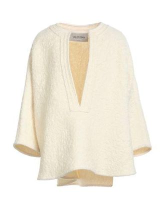 Valentino Garavani Capes