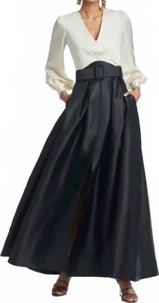 Sachin & Babi Zoe Colour-Block Gown In Ivory Black