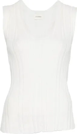 Closed V-neck Short Sleeve