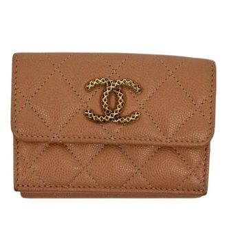 Chanel Pre-owned Wallets, female, Brown, Size: ONE SIZE Pre-owned Quilted Caviar Wallet