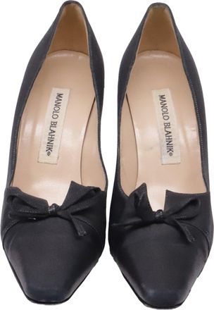 Manolo Blahnik Pumps in Black Leather
