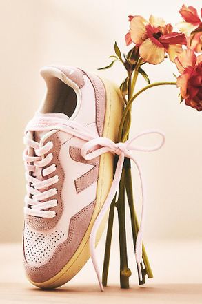 Veja V-90 Sneakers