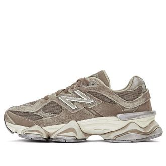 New Balance 9060 Mushroom U9060PB