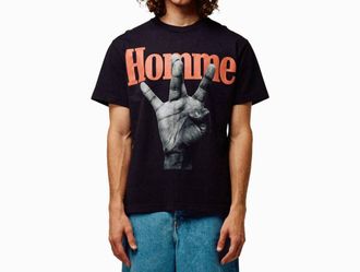 Homme + Femme Twisted Fingers Crewneck Tee In Black/red