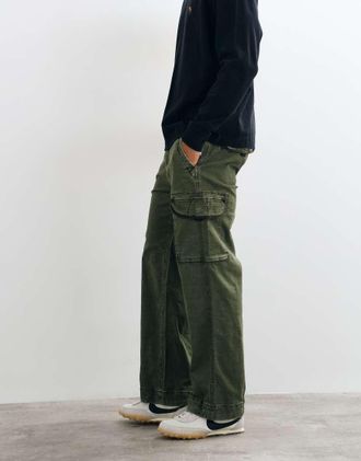 Abercrombie & Fitch pantaloni cargo dritti in cotone color khaki-Verde