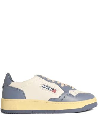 Autry Medalist Low Leather Sneakers
