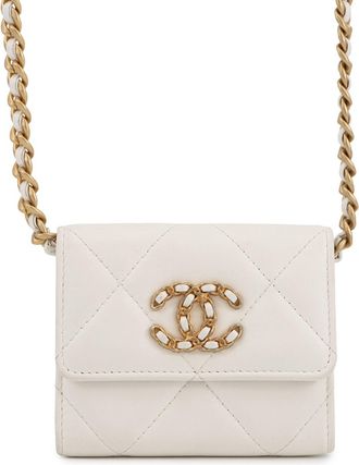 Chanel White Leather Chain/Shoulder Wallet (Pre-Owned)